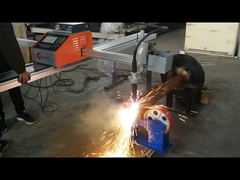 ライトポールドアをカットする方法