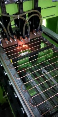 冷却装置コンデンサー ワイヤー自動溶接機械150KVA多頭部380V