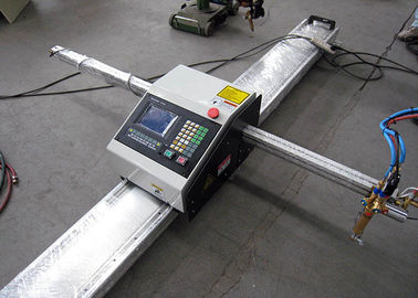 Hongyudaの高さ制御を用いる小型携帯用容易な操作CNC血しょう版の打抜き機