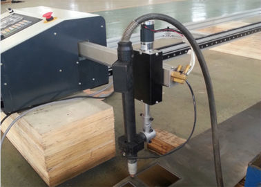 携帯用ガスCNC血しょう金属板のための白い打抜き機CNC1-1500X3000