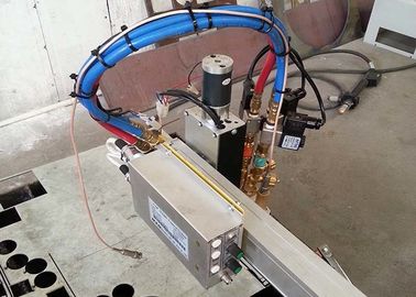 炎トーチによって自動化される血しょう打抜き機、高さのコントローラー小さいCNCの打抜き機