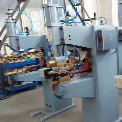 DNシリーズ 扉ヒンジ用の自動抵抗スポット溶接機