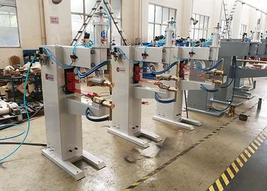 金属製品のための点の抵抗溶接機械単一のトーチは電圧をカスタマイズしました