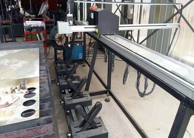 3つの軸線CNC上限の技術的なプログラムの横断血しょう炎の管の打抜き機